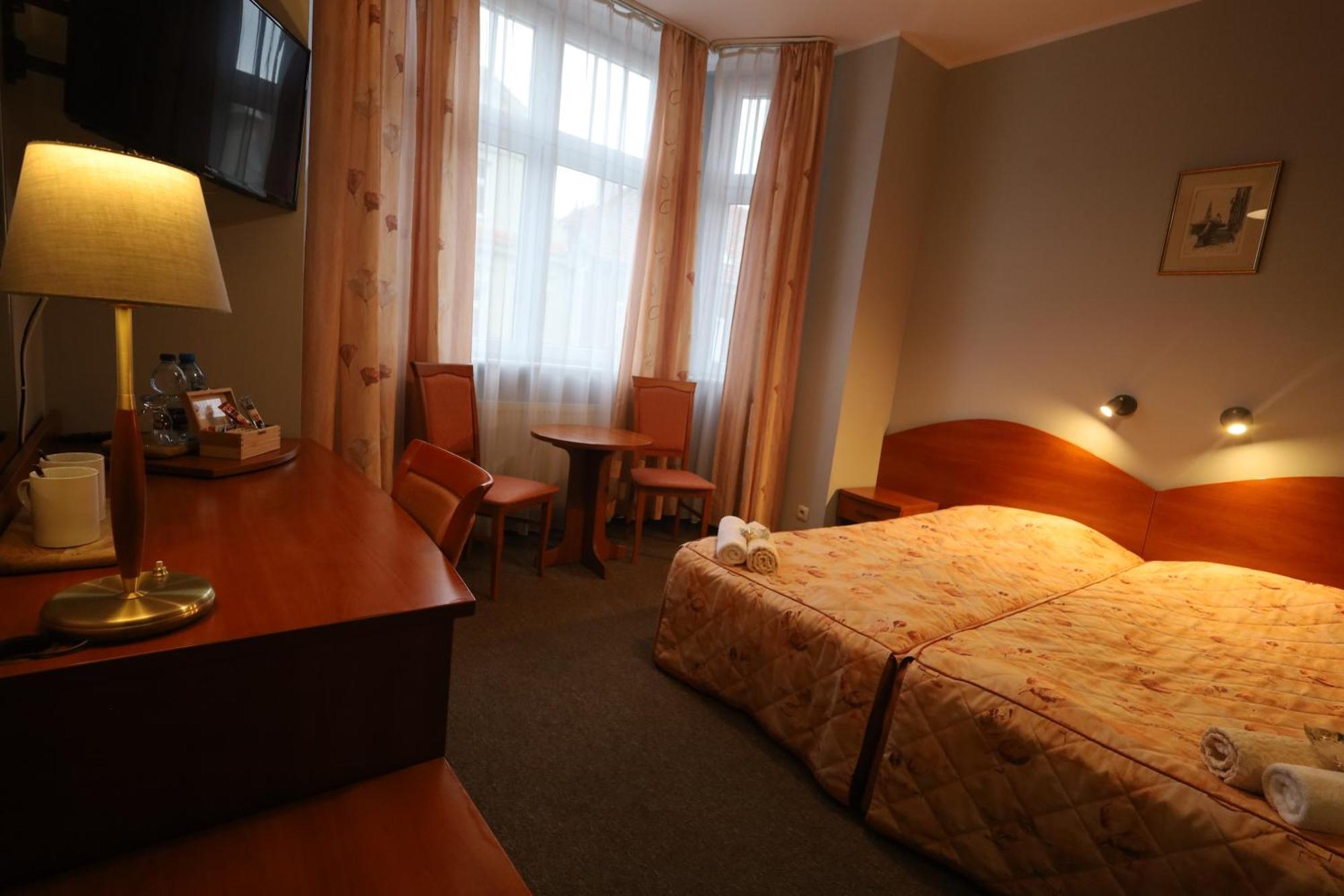 Nasz Klub - Pokoje Goscinne Poznań Esterno foto