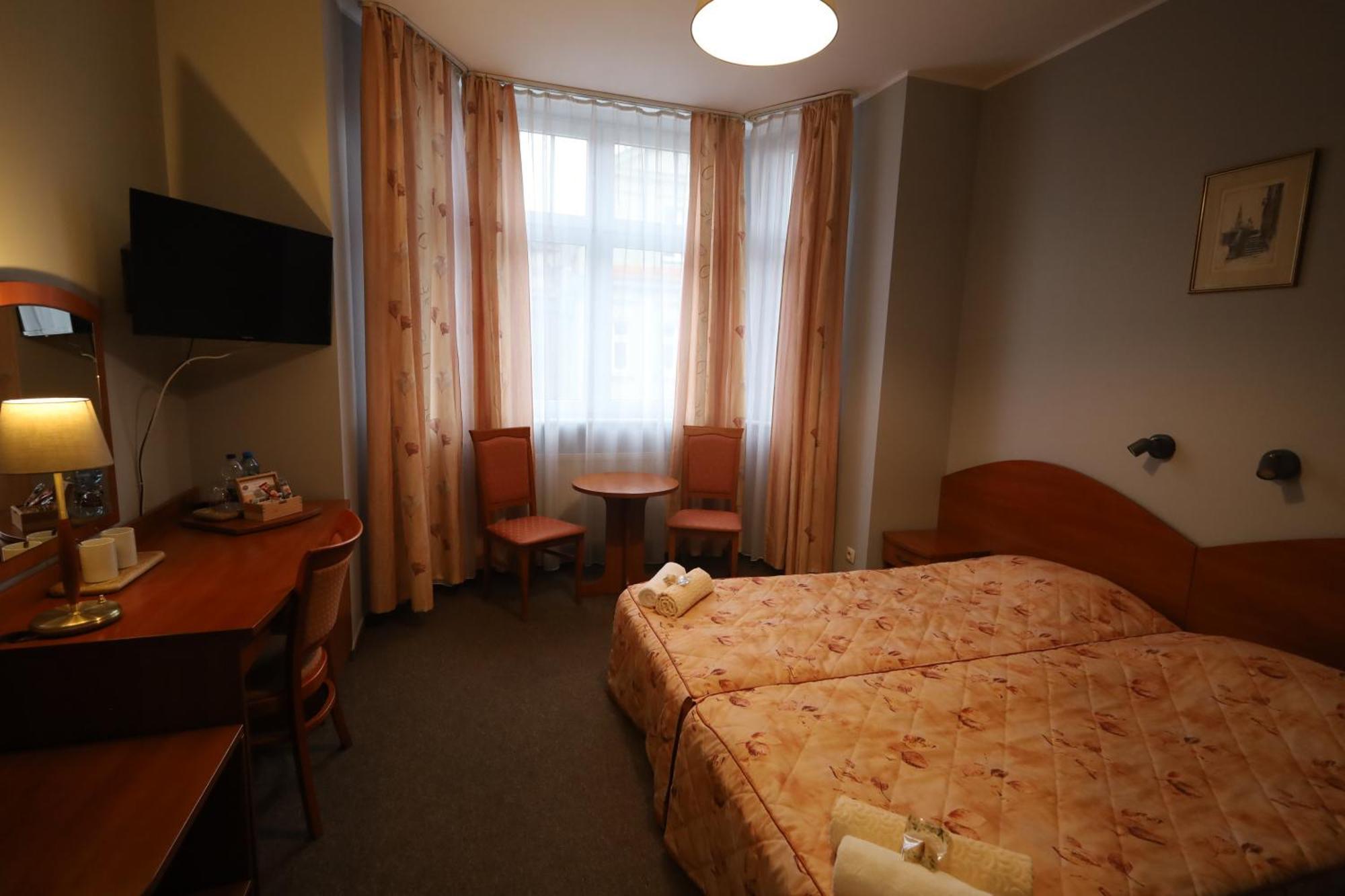 Nasz Klub - Pokoje Goscinne Poznań Esterno foto
