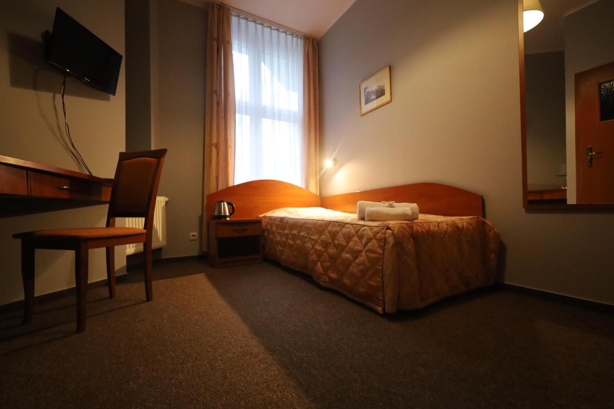 Nasz Klub - Pokoje Goscinne Poznań Esterno foto