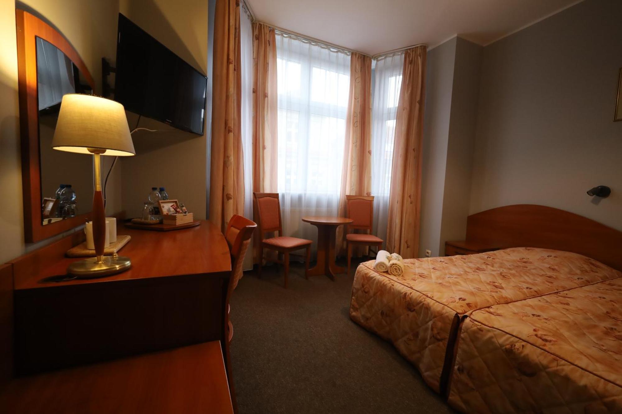 Nasz Klub - Pokoje Goscinne Poznań Esterno foto