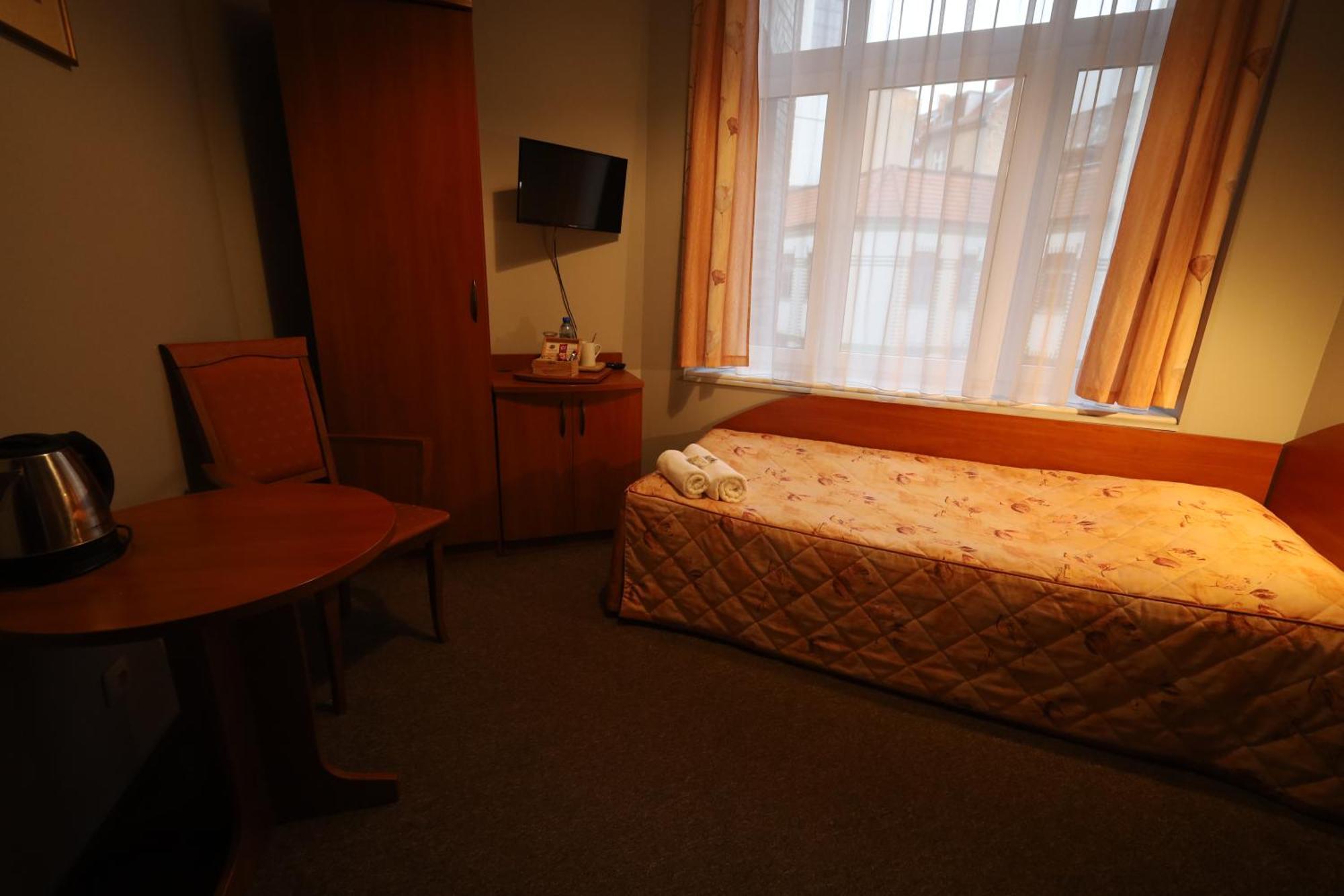 Nasz Klub - Pokoje Goscinne Poznań Esterno foto